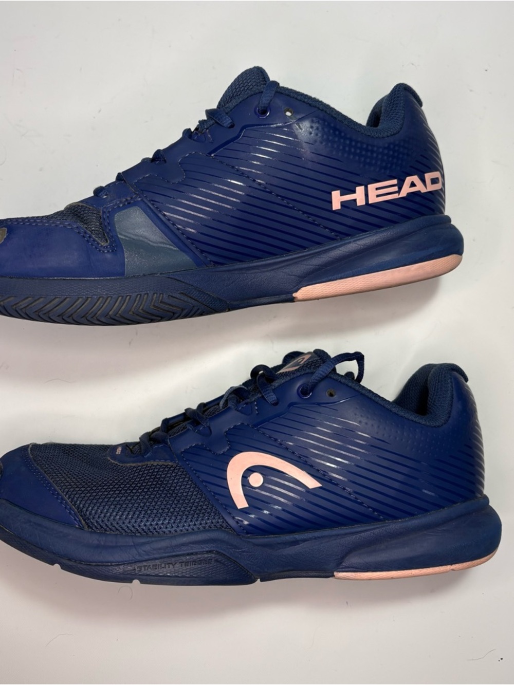 Head Women's Navy Athletic Tennis Shoes with Pink Accents size US 9.5